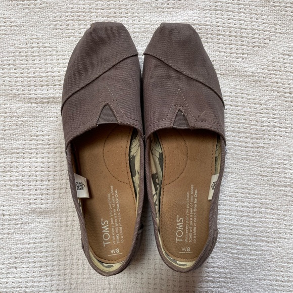TOMS Women’s Grey Alpargata Slip-On Shoes - Picture 2 of 5